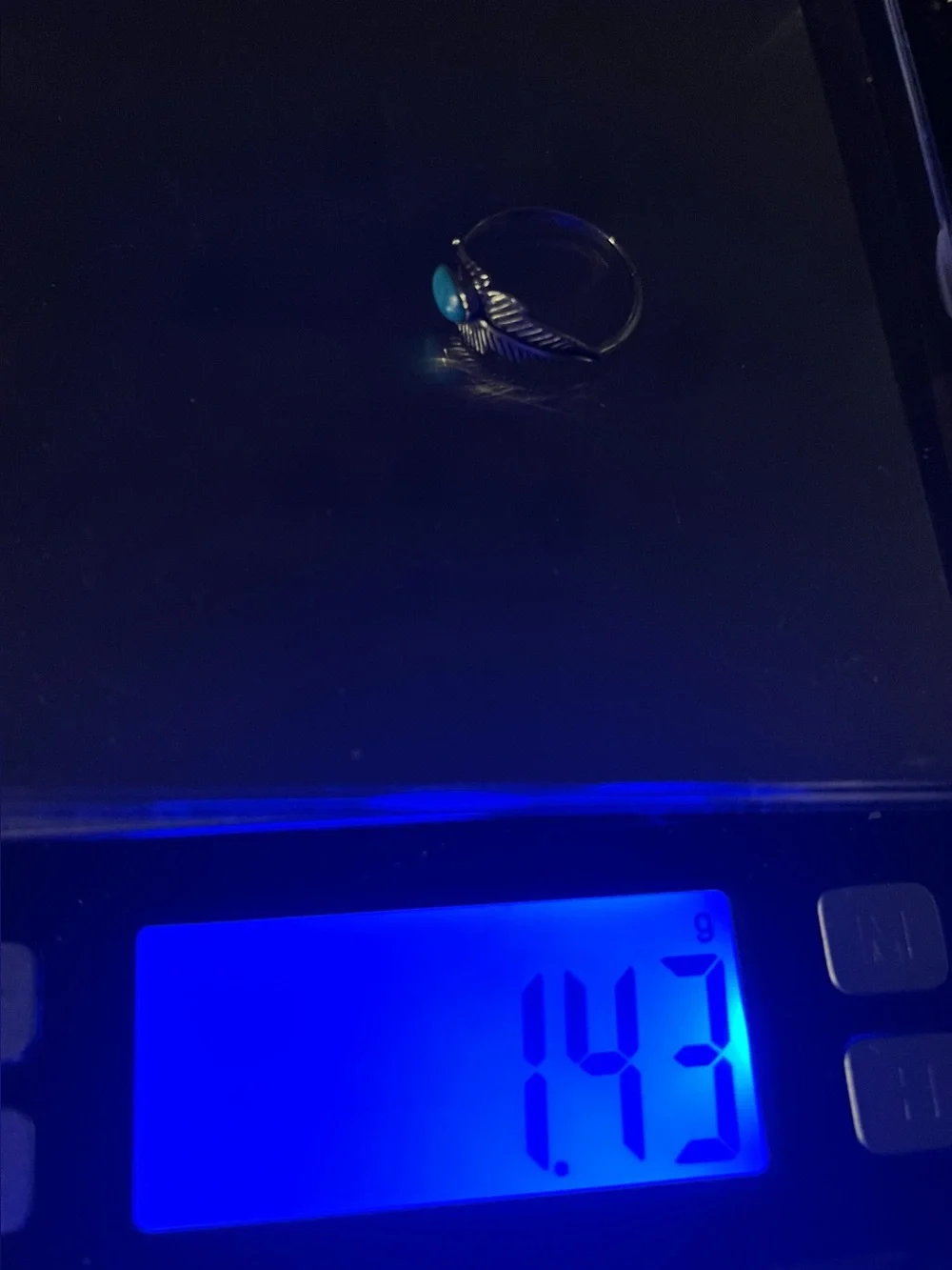 Vintage .925 Sterling silver dainty turquoise ring size 7